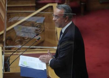 Αυξήσεις 7% στις συντάξεις, νέα αύξηση και στον κατώτατο μισθό