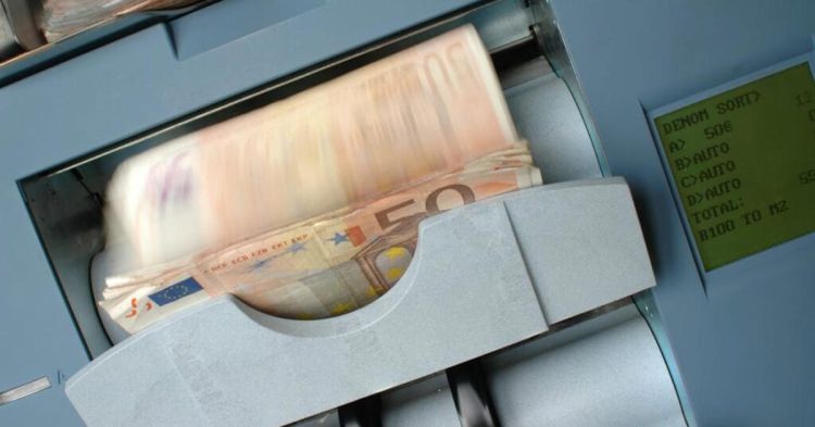 ΕΦΚΑ, ΔΥΠΑ: Ξεκινούν από Δευτέρα οι πληρωμές – Παροχές και επιδόματα που καταβάλλονται