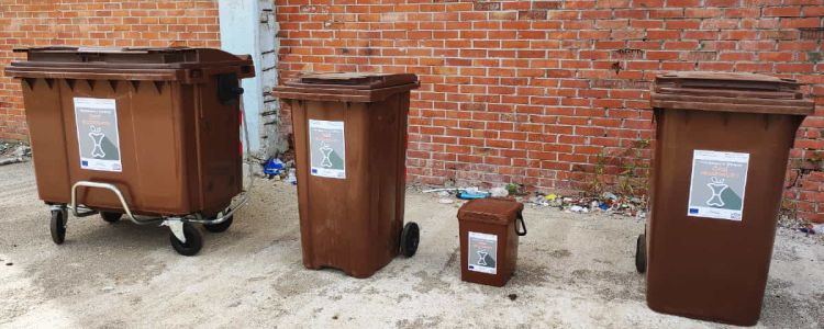 Ειδικούς κάδους συλλογής βιοαποβλήτων και οικιακούς κάδους κομποστοποίησης προμηθεύτηκε ο Δήμος Εορδαίας