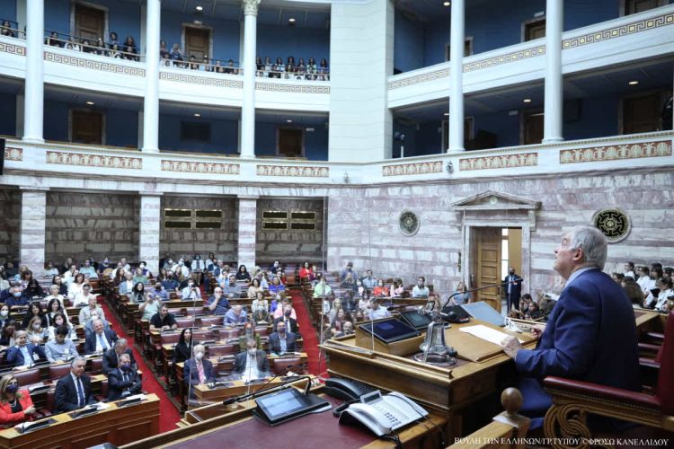 Εορταστική εκδήλωση της Βουλής για την Εθνική Επέτειο της 28ης Οκτωβρίου 1940. Τιμή στην Ελληνίδα του πολέμου του 1940