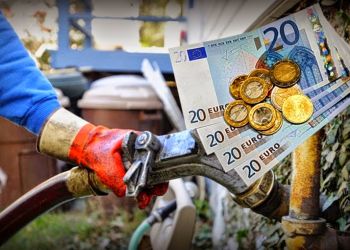 Επίδομα Θέρμανσης: Πώς θα το υπολογίσετε, ποιοι δικαιούχοι θα το εισπράξουν διπλό (παραδείγματα)