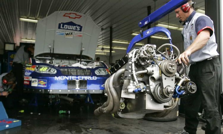 Ευρωπαϊκή Ένωση: Τέλος τα αυτοκίνητα με κινητήρες εσωτερικής καύσης από το 2035