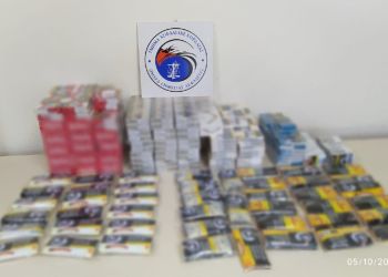 Κατασχέθηκαν 2 κιλά και 250 γραμμάρια λαθραίου καπνού και 493 αφορολόγητα πακέτα τσιγάρων