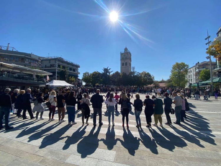Με χορό και με τραγούδι έκλεισε” την Κυριακή το φεστιβάλ ποντιακών χωρών