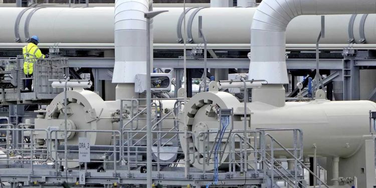 Πώς το φυσικό αέριο κατέληξε να κάνει τεράστια βουτιά στην τιμή Τι αλλάζει στον σχεδιασμό