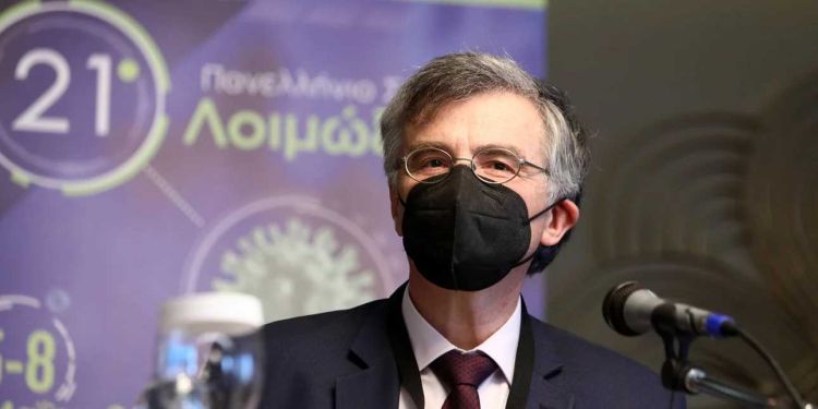 Σωτήρης Τσιόδρας: Τα 4 σενάρια για το πώς θα εξελιχθεί η πανδημία στο μέλλον