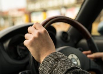 Τέλη κυκλοφορίας: Πότε θα αναρτηθούν – Πώς θα καταθέσετε πινακίδες