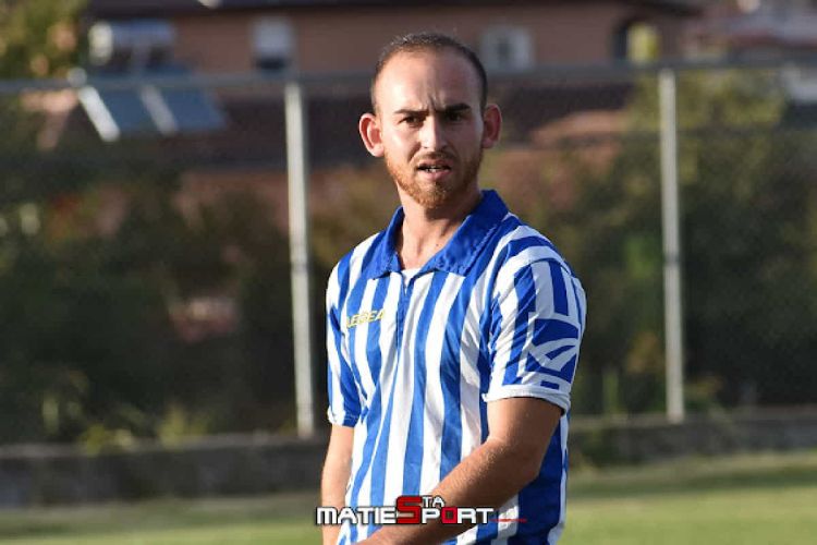 Τον Πάρη Κατσαρό από τη Δόξα Γρατινής απέκτησε ο Μακεδονικός Κοζάνης