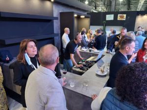 Άνοιξε τις πύλες του το 7th Fur Shopping Festival