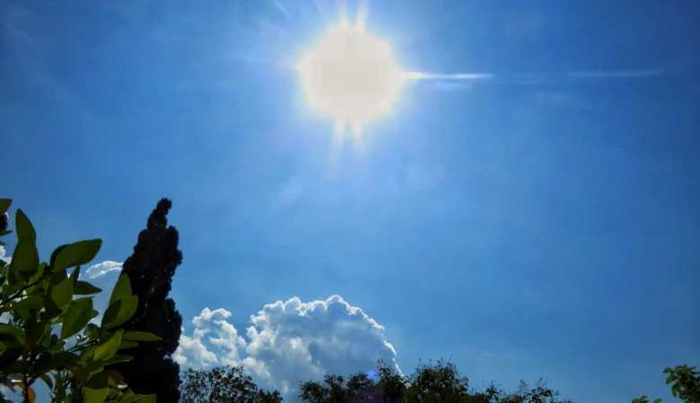 Ο Καιρός Σήμερα: Ηλιοφάνεια Με Λίγες Νεφώσεις Για Σήμερα Πέμπτη