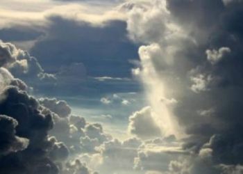 Ο Καιρός Σήμερα: Λίγες νεφώσεις, παροδικά αυξημένες, με πιθανές τοπικές βροχές