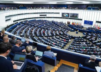 «Χαστούκι» από την Κομισιόν για το Τουρκολιβυκό μνημόνιο: Παραβιάζει κυριαρχικά δικαιώματα