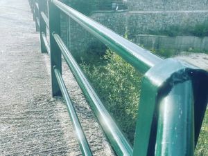 Χρώμα παίρνουν οι γέφυρες της πόλης των Γρεβενών