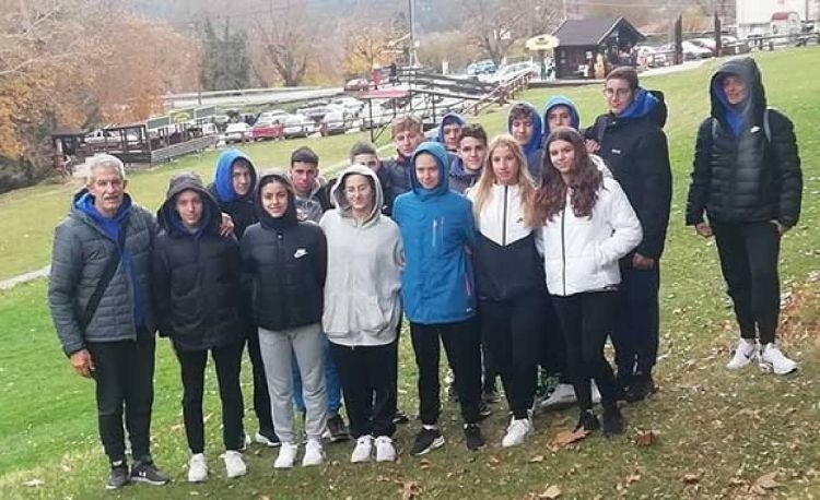 Με 26 μετάλλια και 1 πανελλήνιο ρεκόρ στις αποσκευές της επέστρεψε η Κολυμβητική Ένωση Κοζάνης από το πανελλήνιο χειμερινό κύπελο