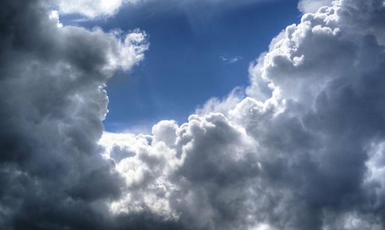 Ο Καιρός σήμερα: Νεφώσεις παροδικά αυξημένες τις πρωινές ώρες και πιθανώς πρόσκαιρες βροχές