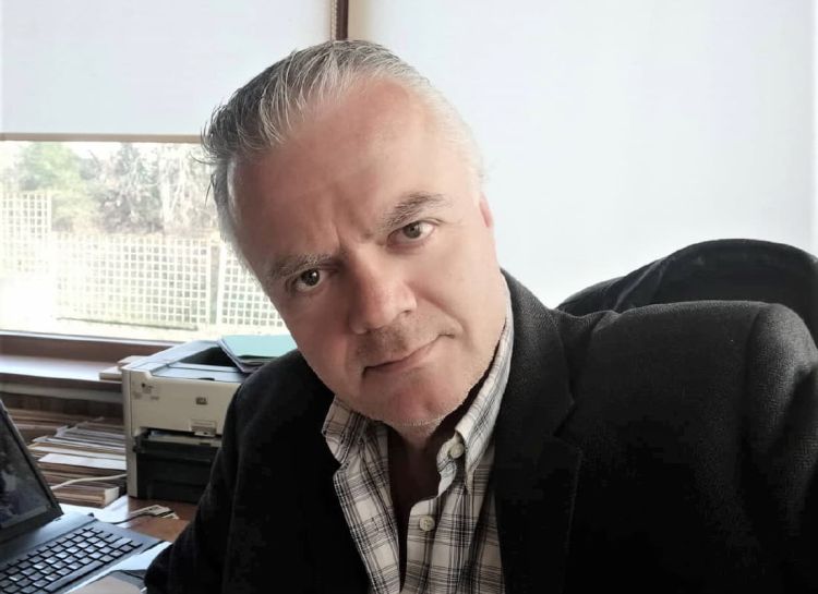 Ο δρόμος ανήκει στο καινούριο. Καινούριο χωρίς νέους δεν μπορεί να υπάρξει