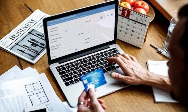 Black Friday: Διπλασιάστηκαν οι κλοπές τραπεζικών Password το 2022