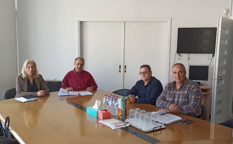 Kλιμάκιο του ΤΕΕ με εκπροσώπους του Εργατικού Κέντρου Ν. Κοζάνης. Η ακρίβεια στο επίκεντρο