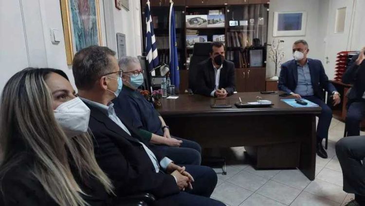 Mε συνέντευξη τύπου στα γραφεία της Ν.Δ, ολοκληρώθηκε το απόγευμα της Τετάρτης, η περιοδεία του Υπουργού Υγείας Θάνου Πλεύρη