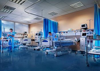 Κώστας Στόκκος διευθυντής ΜΕΘ Κοζάνης: “Η ΜΕΘ ξεκίνησε την λειτουργία της υπο αντίξοες συνθήκες εν μέσω πανδημίας”