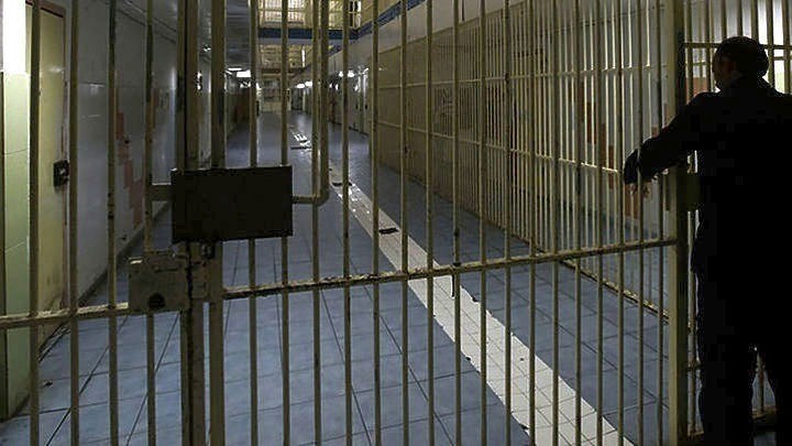Προφυλακιστέος Ο 36Χρονος Παίκτης Ριάλιτυ Που Κατηγορείται Για Διακίνηση Ναρκωτικών Που Συνελήφθη Στην Πλάκα Λιτοχώρου