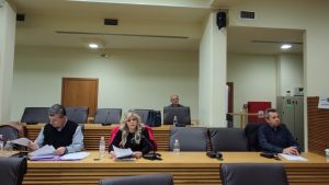  Συζήτηση με τις διευθύντριες & τις προϊστάμενες των νηπιαγωγείων ο Μαλούτας