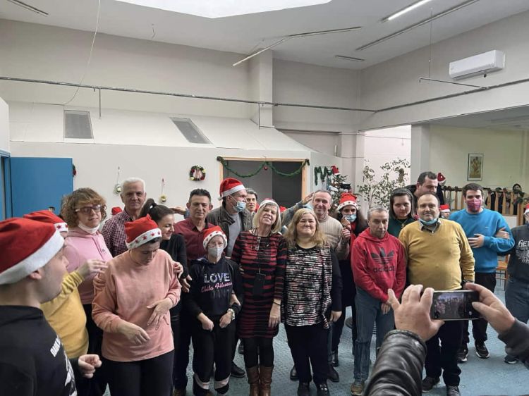 Όμορφη χριστουγεννιάτικη γιορτή του ΚΔΑΠμεΑ