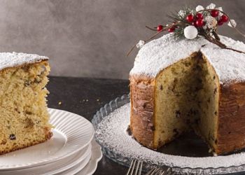 Δύο διαλεχτές συνταγές για βασιλόπιτα από τον Άκη Πετρετζίκη