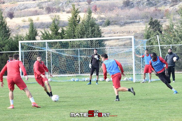 Επιστρέφουν στις προπονήσεις οι ερυθρόλευκοι – Άρχισε το χειμερινό μεταγραφικό σαφάρι