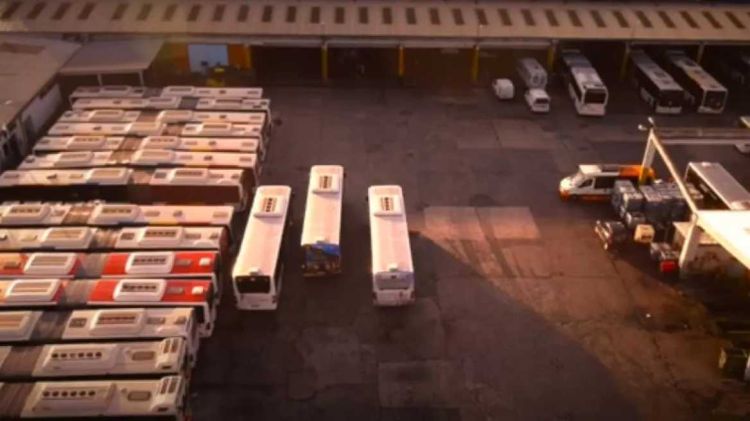 ΟΑΣΘ: Τελευταία μέρα στη δουλειά μετά από 34 χρόνια – Βγήκε στη σύνταξη ο εργαζόμενος σύμβολο