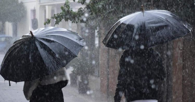 Ο Καιρός σήμερα: Βροχές με καταιγίδες και κατά τόπους ισχυρά φαινόμενα με χιόνια στα ορεινά