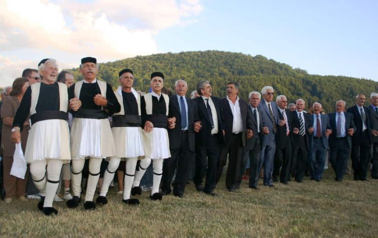 Ο Τρανός Χορός της Κοινότητας Βλάστης