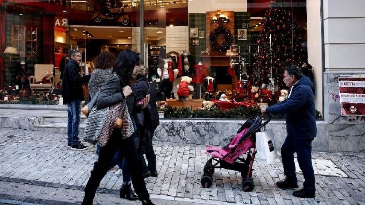 Χαμόγελα αισιοδοξίας στον εμπορικό κόσμο από την αυξημένη εορταστική κίνηση – Το καλάθι του νοικοκυριού έχει δώσει αποτελέσματα