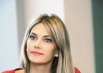 Qatar Gate: «Τρέχουν» οι έρευνες – Η Εύα Καϊλή, η τσάντα με τα χρήματα και η ΜΚΟ της αδερφής της