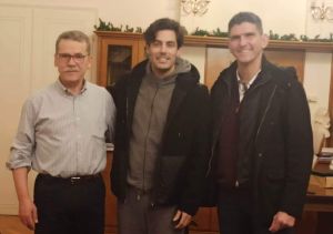 Άναμμα του Χριστουγεννιάτικου δέντρου στην πλατεία της Κοζάνης