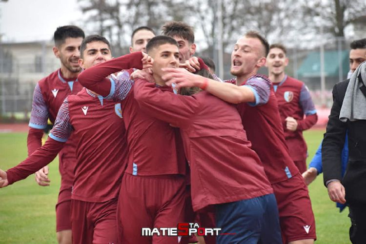 ΑΕΠ Κοζάνης: Και οι ήττες φέρνουν κέρδη ... ΑΕΠ Κοζάνης: Και οι ήττες φέρνουν κέρδη …