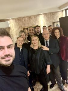 Ανταλλαγή ευχών και κάλαντα στον Υπουργό