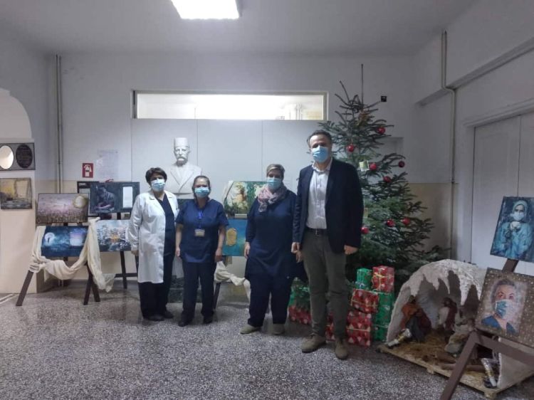 Αυτές τις εορταστικές μέρες, το νοσοκομείο Κοζάνης, υλοποιεί έκθεση έργων με λόγο και εικόνα Αυτές τις εορταστικές μέρες, το νοσοκομείο Κοζάνης, υλοποιεί έκθεση έργων με λόγο και εικόνα