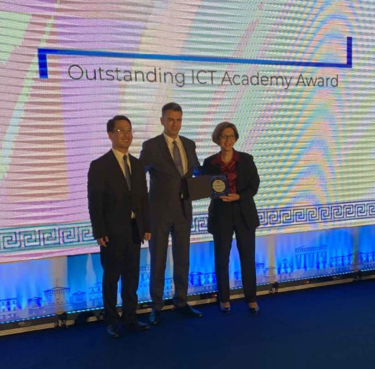 Βράβευση του Πανεπιστημίου Δυτικής Μακεδονίας με το “HUAWEI Outstanding ICT Academy” για το 2022 Βράβευση του Πανεπιστημίου Δυτικής Μακεδονίας με το “huawei outstanding ict academy” για το 2022