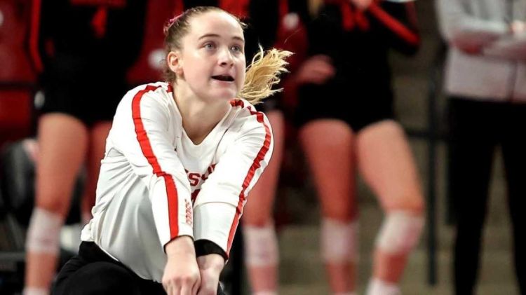 Βόλεϊ: Η Ελληνικής καταγωγής παίκτρια του βόλεϊ που έβγαλε μια από τις καλύτερες άμυνες στην ιστορία Βόλεϊ: Η Ελληνικής καταγωγής παίκτρια του βόλεϊ που έβγαλε μια από τις καλύτερες άμυνες στην ιστορία