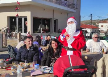 Γλέντι, τσιγαρίδες, Αη Βασίλης στο Παλαιοχώρι Γρεβενών Γλέντι, τσιγαρίδες, Αη Βασίλης στο Παλαιοχώρι Γρεβενών