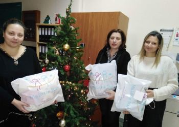 Δήμος Κοζάνης: Είδη ρουχισμού σε παιδιά οικονομικά ευάλωτων οικογενειών από το κατάστημα Χ.Μπιμπίρη  και Σία