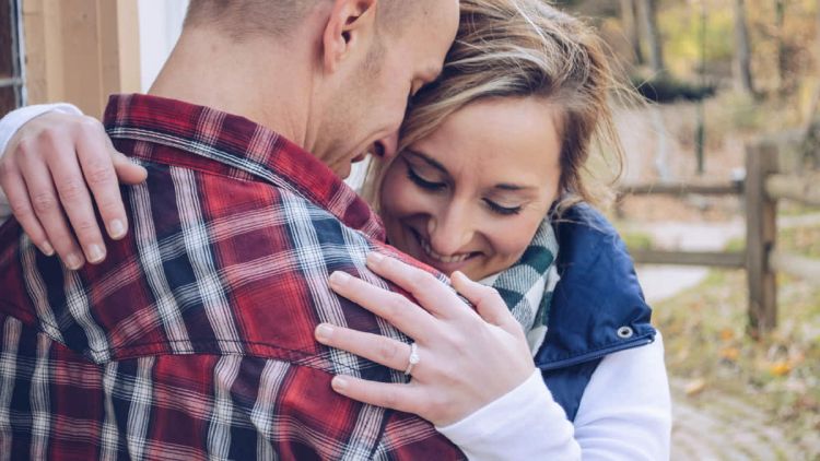 Διά της μεθόδου του εναγκαλισμού Διά της μεθόδου του εναγκαλισμού