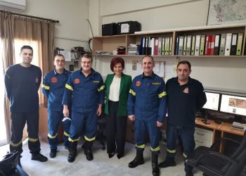 Ευχές για καλή και ήρεμη νέα χρονιά στην Αστυνομία και την Πυροσβεστική αντάλλαξε η Παρασκευή Βρυζίδου