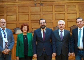 Η τεχνολογική καινοτομία στην εκπαίδευση συμβάλλει στον εκδημοκρατισμό της γνώσης