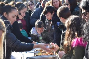 Με γαστρονομική εκδήλωση συνεχίστηκαν οι Χριστουγεννιάτικες εκδηλώσεις του Δήμου Φλώρινας