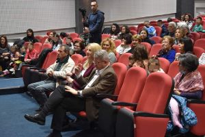 Με την παρουσίαση του ταξιδιωτικού παραμυθιού “Οι περιπέτειες της σκυλοπαρέας στη Φλώρινα”