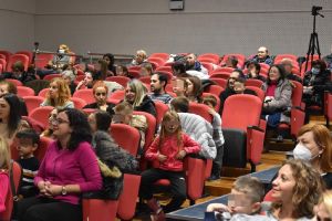 Με την παρουσίαση του ταξιδιωτικού παραμυθιού “Οι περιπέτειες της σκυλοπαρέας στη Φλώρινα”