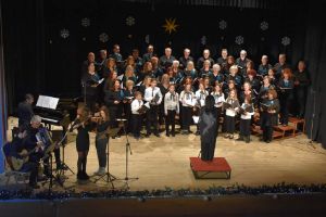 Με το Λύκειο Ελληνίδων Φλώρινας και τις χορωδίες του Φ.Σ.Φ. «Ο Αριστοτέλης» οι Χριστουγεννιάτικες εκδηλώσεις του Δήμου Φλώρινας