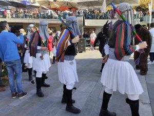 «Μωμοέρια» από τους πολιτιστικούς συλλόγους του Δήμου Κοζάνης